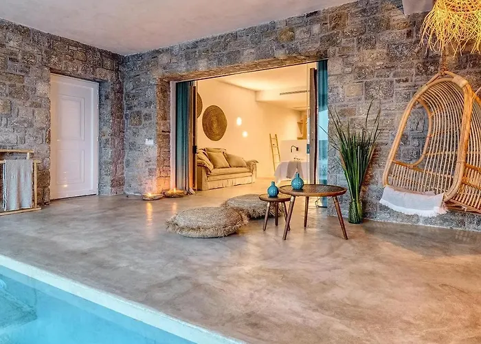 Panormos Village מלון