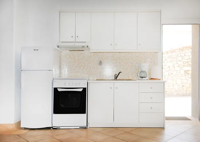 מלון Panormos Village 4*