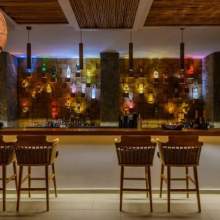 Szálloda Panormos Village 4*